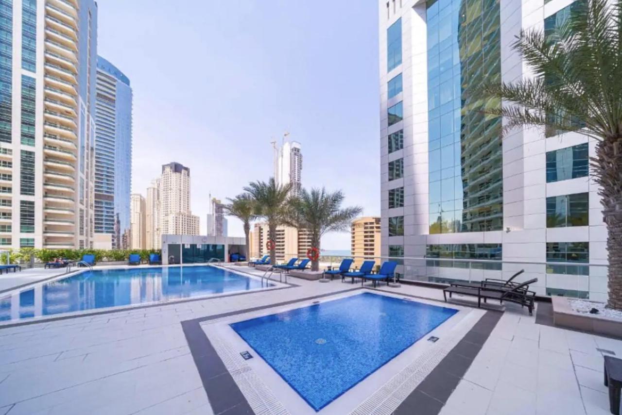 Dh58 - High End 1br, Palm Views In Damac Heights Tower Apartment *